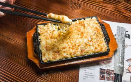 美食日本料理文化芝士焗玉米粒图片