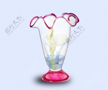 透明高品质粉红玻璃花瓶百合花PSD下载