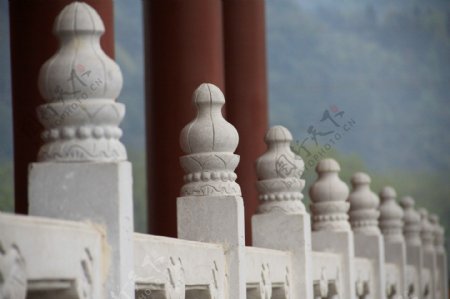 大金佛寺大雄宝殿白玉栏杆图片