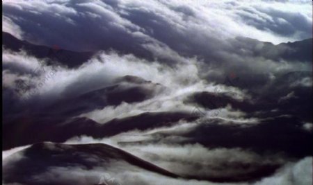 云朵飘飘之十三图片