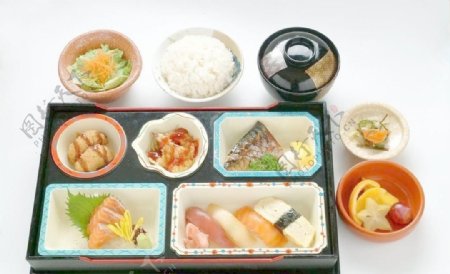 日本刺身寿司套餐图片