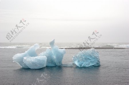 海边的冰块图片