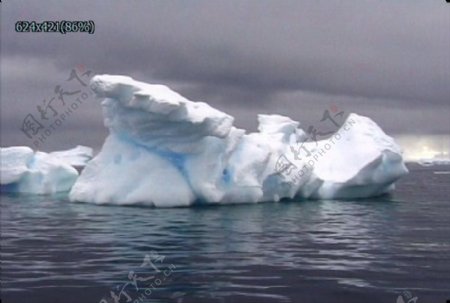 冰川融化过程实拍视频下载
