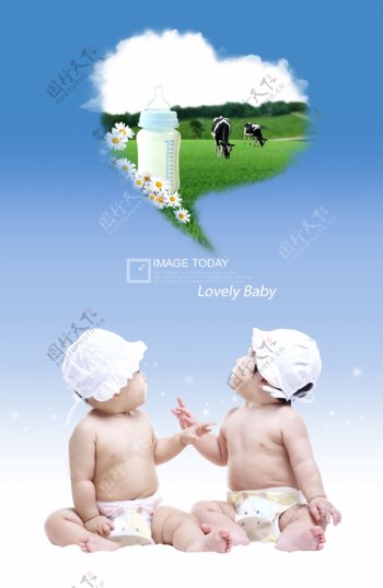 心形和两个带着白色帽子的婴儿