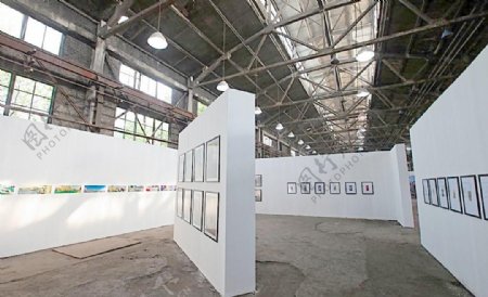 画展展馆壁画展图片