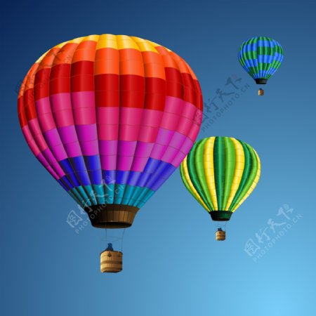 正在飞行的彩色热气球