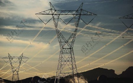电力电力铁塔高压线图片