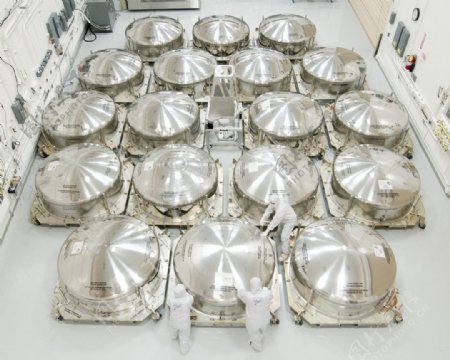 詹姆斯韦伯太空望远镜图片