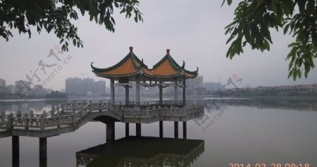 肇庆星湖伴月亭图片