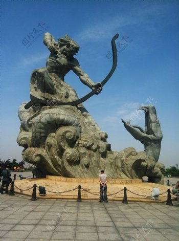 巴陵广场雕塑摄影图片