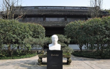 章太炎纪念馆雕像图片