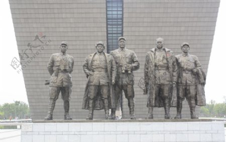 渡江战役雕塑图片
