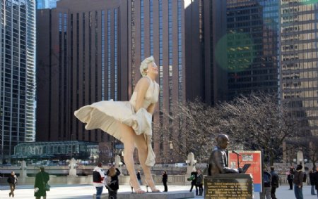 芝加哥梦露雕像图片