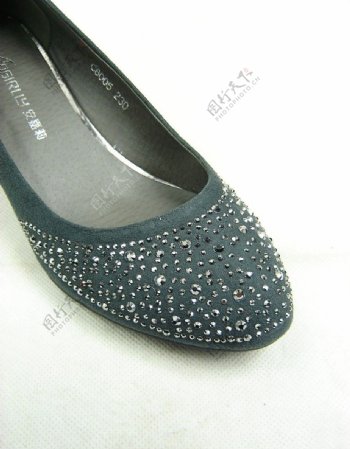 安嘉利高跟单鞋2011年新款图片