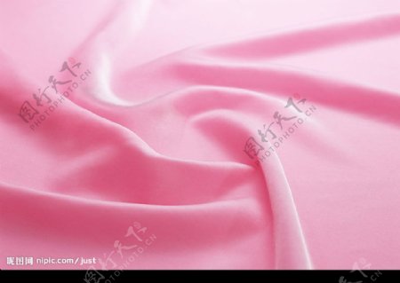粉红色丝绸布料图片