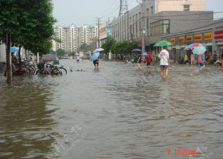 洪水图片