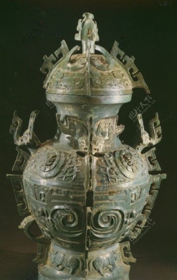 青铜器皿图片