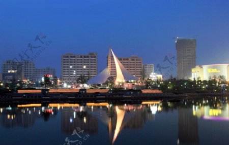 滨河广场夜景图片