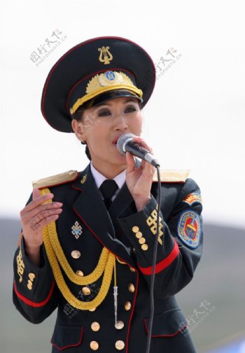 蒙古女兵图片