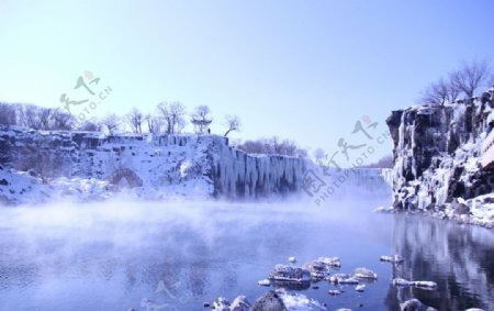镜泊湖冰瀑图片