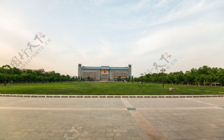 郑州大学图片