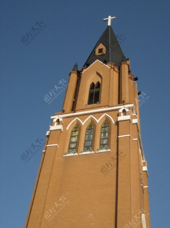 蓝天下的教堂图片