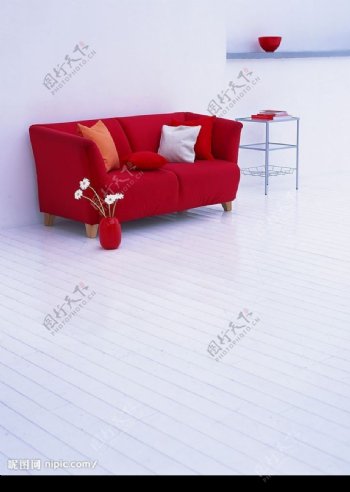 家居装饰1红沙发图片
