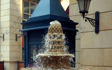 光谷意大利风情街喷泉图片