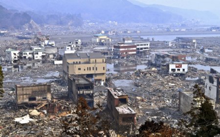日本大地震海啸后场景图片