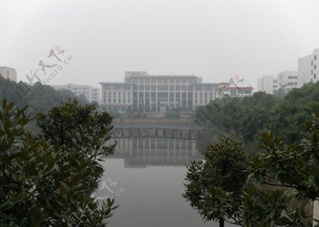 湖南警察学院图书馆图片
