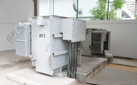 新加坡电网22kV配电变压器图片