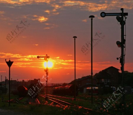 火车站夕阳风光图片