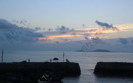 青岛雕龙嘴风景区码头图片