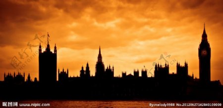 英国议会大楼夜景图片