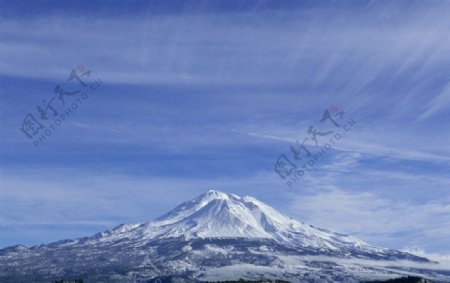 美丽壮观雪山图片