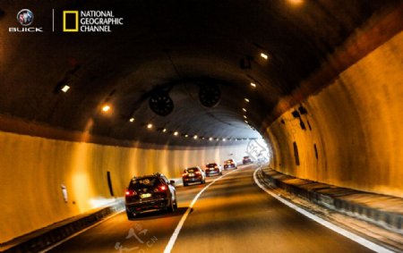 隧道昂科威图片