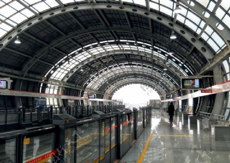 天津地铁高架站图片