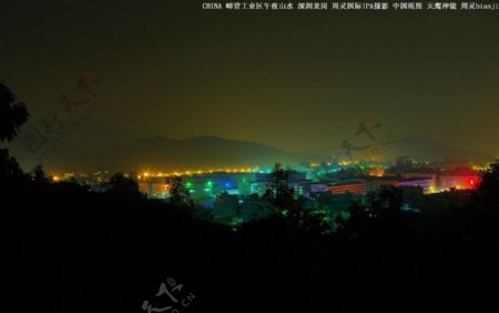 中国夜景嶂背工业区图片