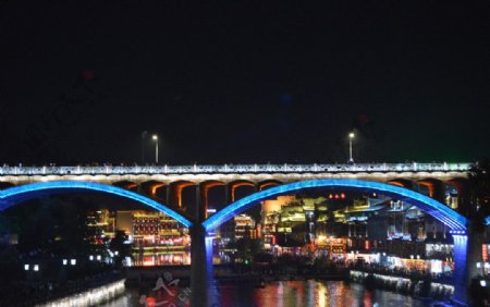 凤凰大桥夜景图片