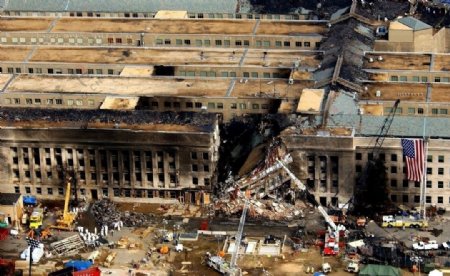 911遭袭后的五角大楼图片