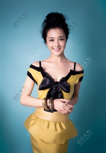 青年女演员李依晓写真2图片