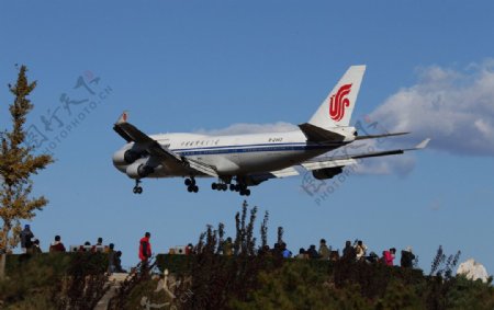 国航波音747客机图片
