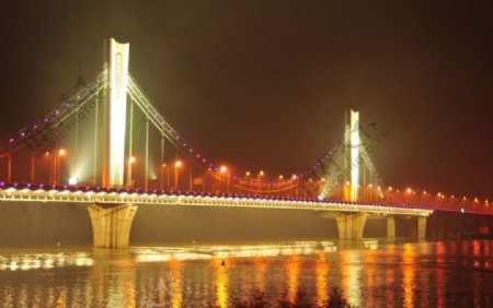 洪都大桥夜景图片