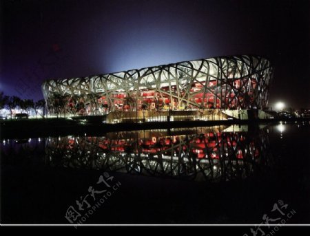 奥运鸟巢美丽的灯光图片