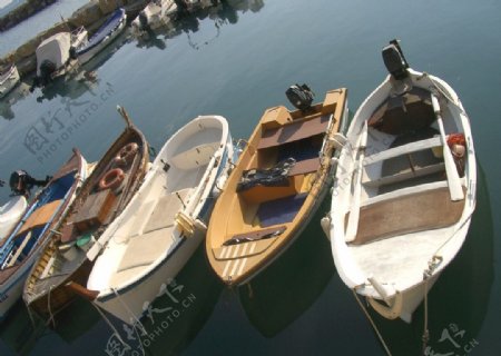 小船渔船图片