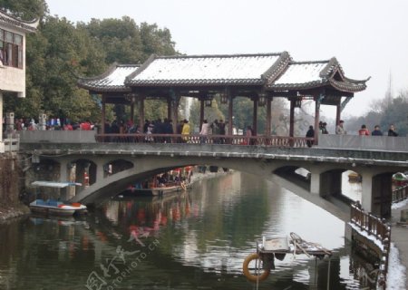 鹊渚廊桥图片