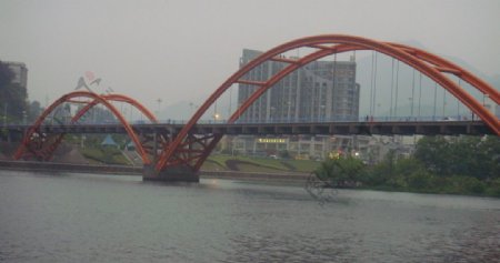 新安江上的桥图片