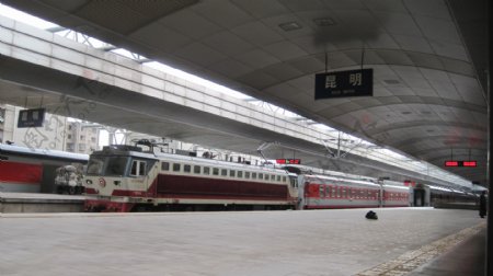 昆明火车站图片