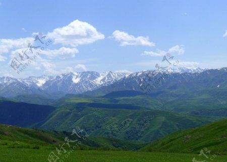 新疆喀纳斯湖图片