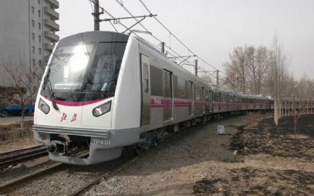北京轻轨列车图片